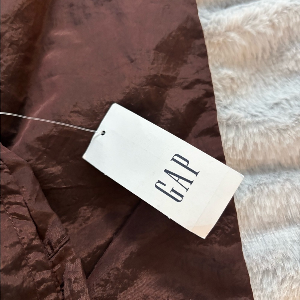 Gap Women’s Brown Windbreaker Pants - Picture 4 of 9